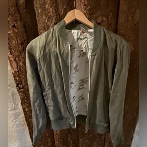 Farhety Reversible Bomb Green and Hawaiian Women’s Small